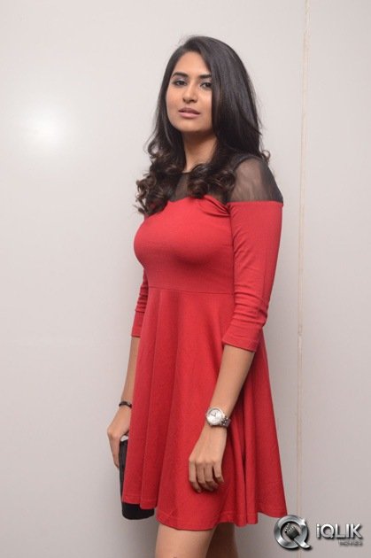 Vyoma-Nandi-At-Marala-Telupana-Priya-Movie-Audio-Launch